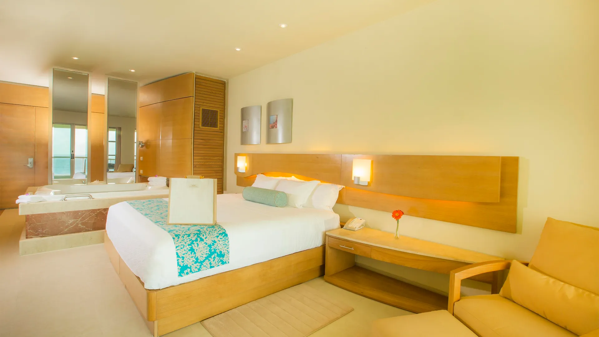 Beach Palace Cancun