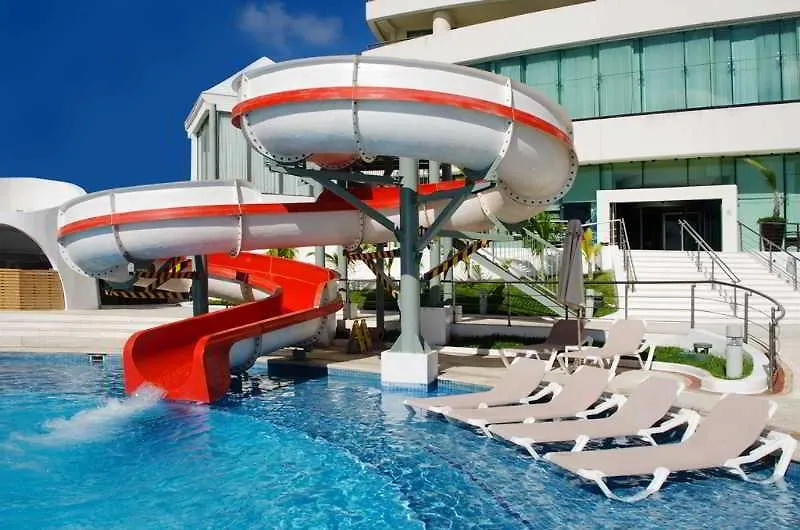 Beach Palace Cancún